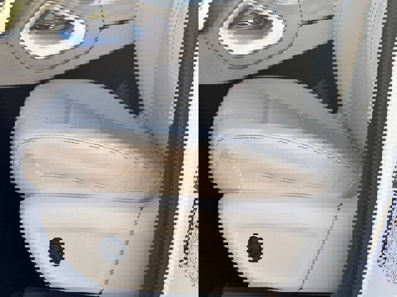 Used 2024 Mercedes-Benz GLE 350 4MATIC image 25