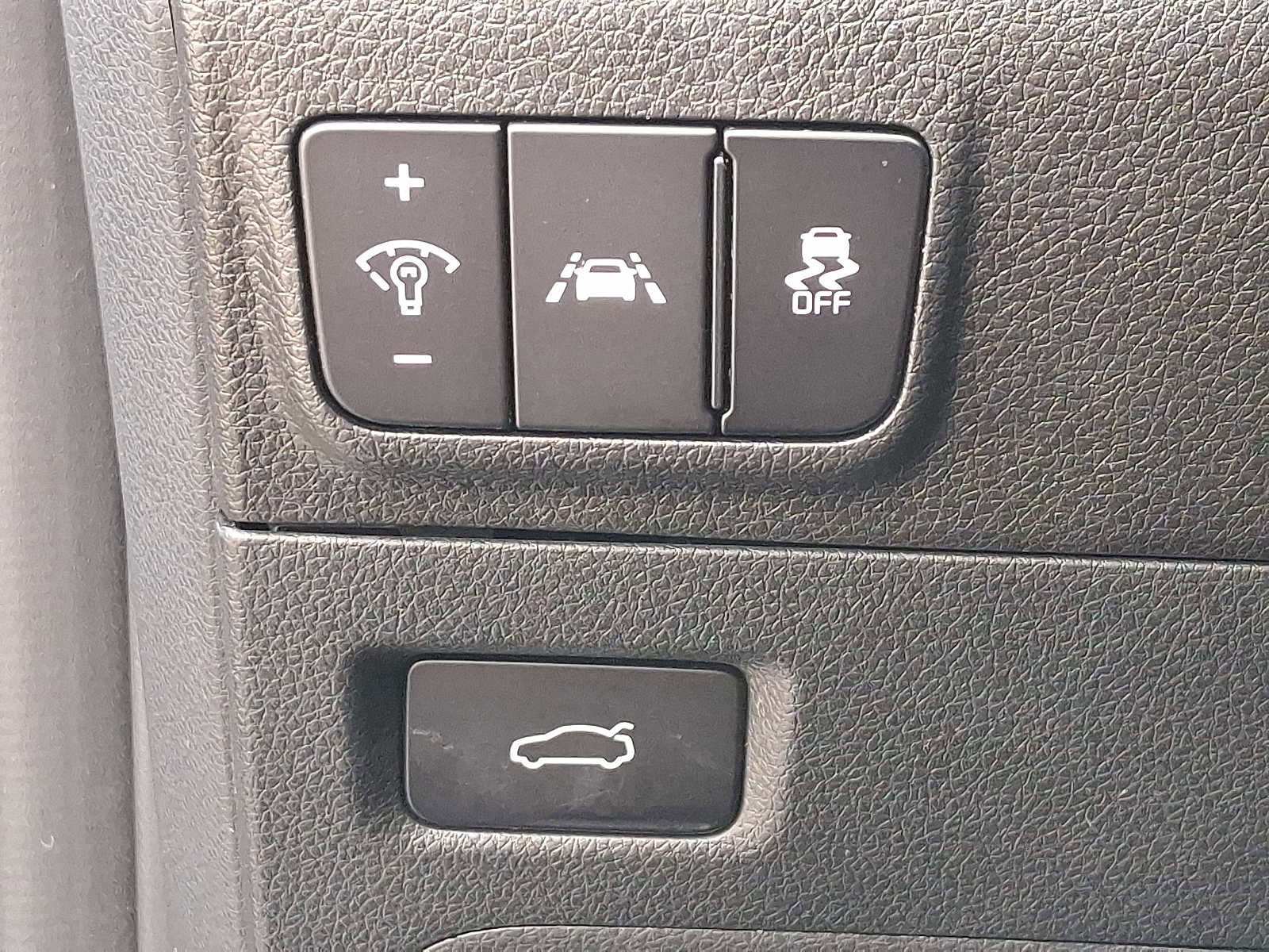 Used 2021 Kia K5 LXS image 22