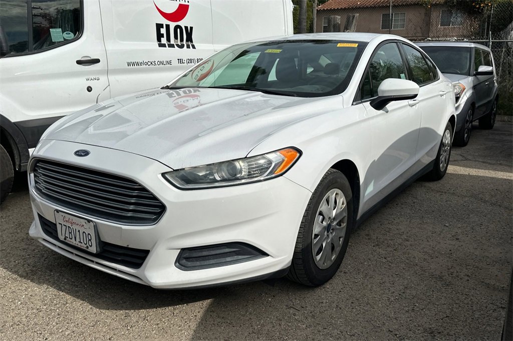 Used 2014 Ford Fusion S image 2