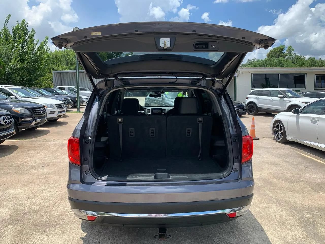 Used 2016 Honda Pilot Elite image 22