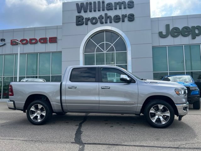 Used 2023 RAM 1500 Laramie AWD/4WD image 4