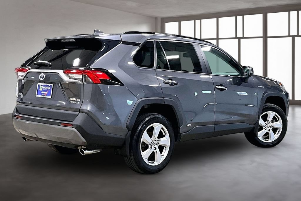 Used 2021 Toyota RAV4 Limited AWD/4WD image 6