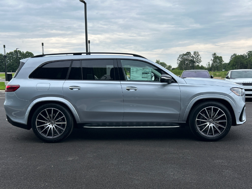 New 2026 Mercedes-Benz GLS 450 4MATIC image 9