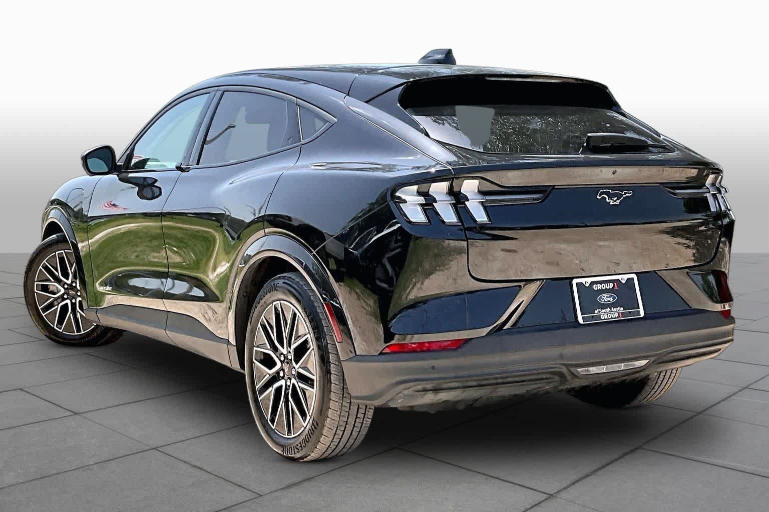 Used 2025 Ford Mustang Mach-E Premium RWD image 11