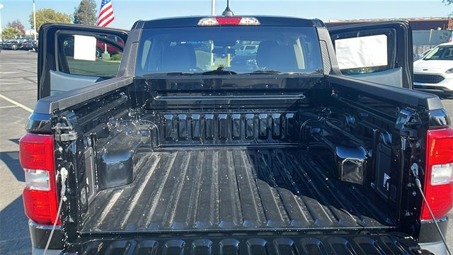 New 2025 Ford Maverick XL image 13