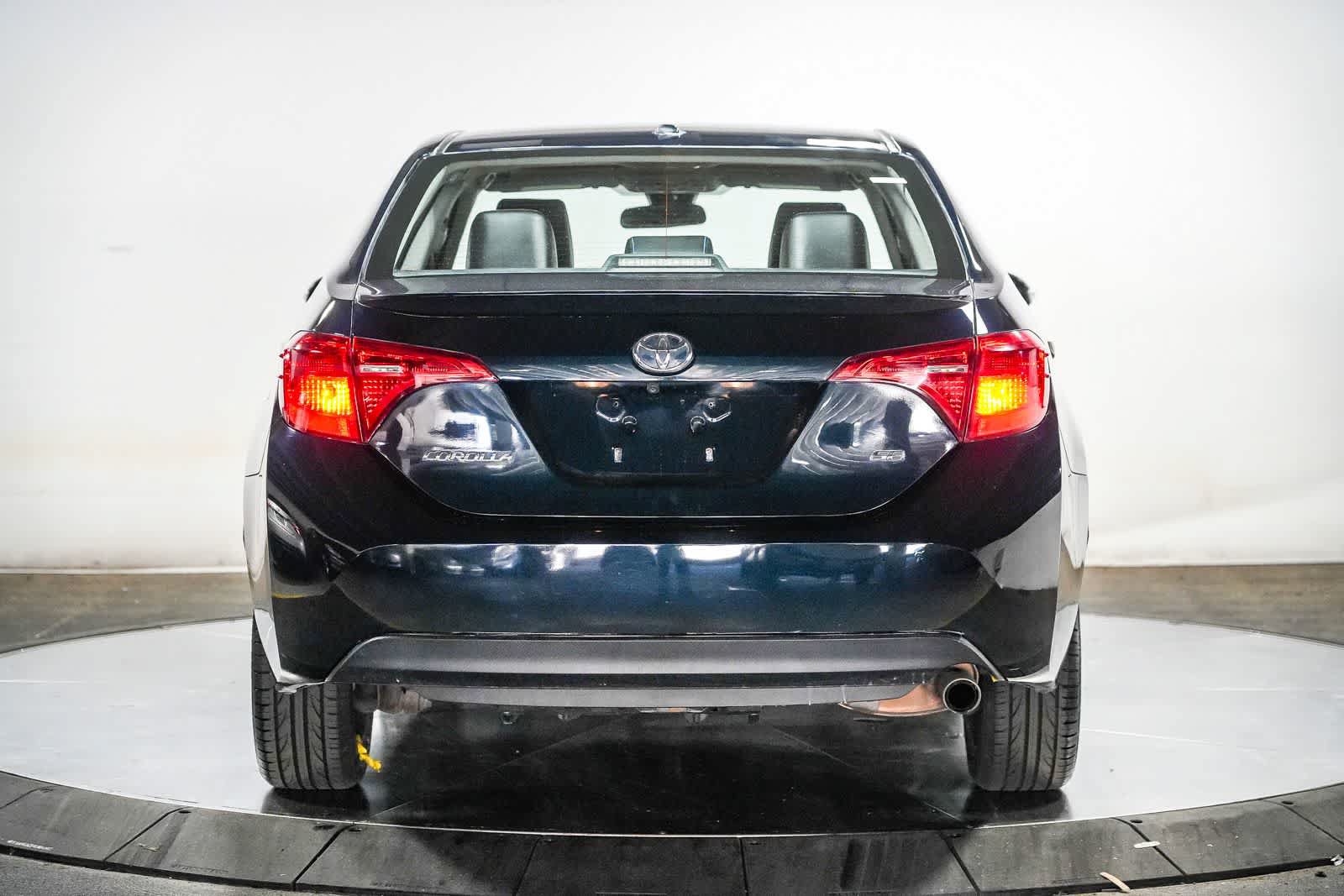 Certified 2017 Toyota Corolla SE w/ SE Premium Package FWD image 6