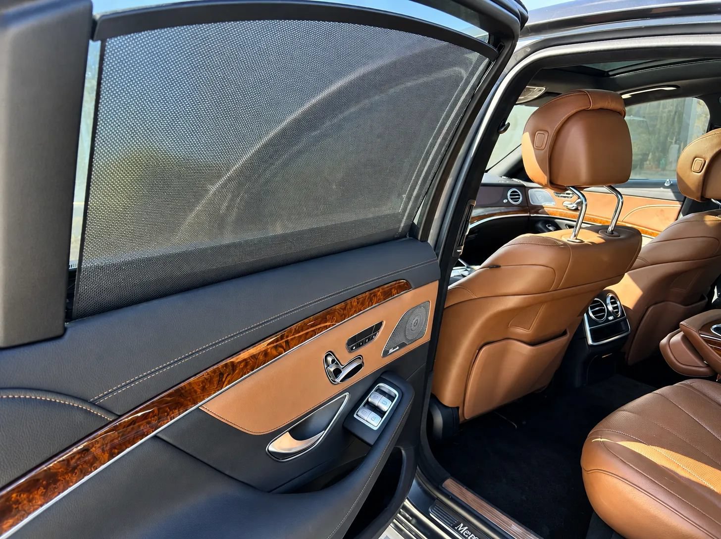 Used 2017 Mercedes-Benz S 550 Sedan w/ Premium Package image 14
