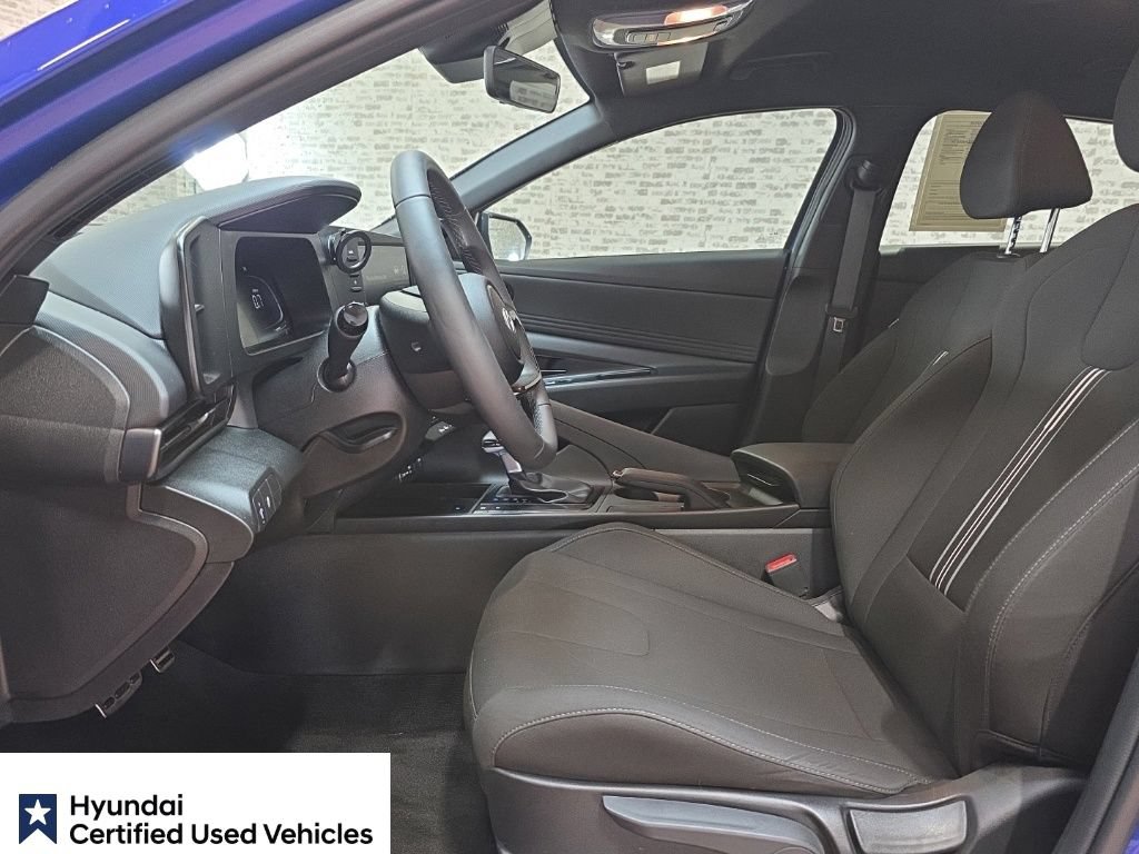 Used 2025 Hyundai Elantra Sport FWD image 25