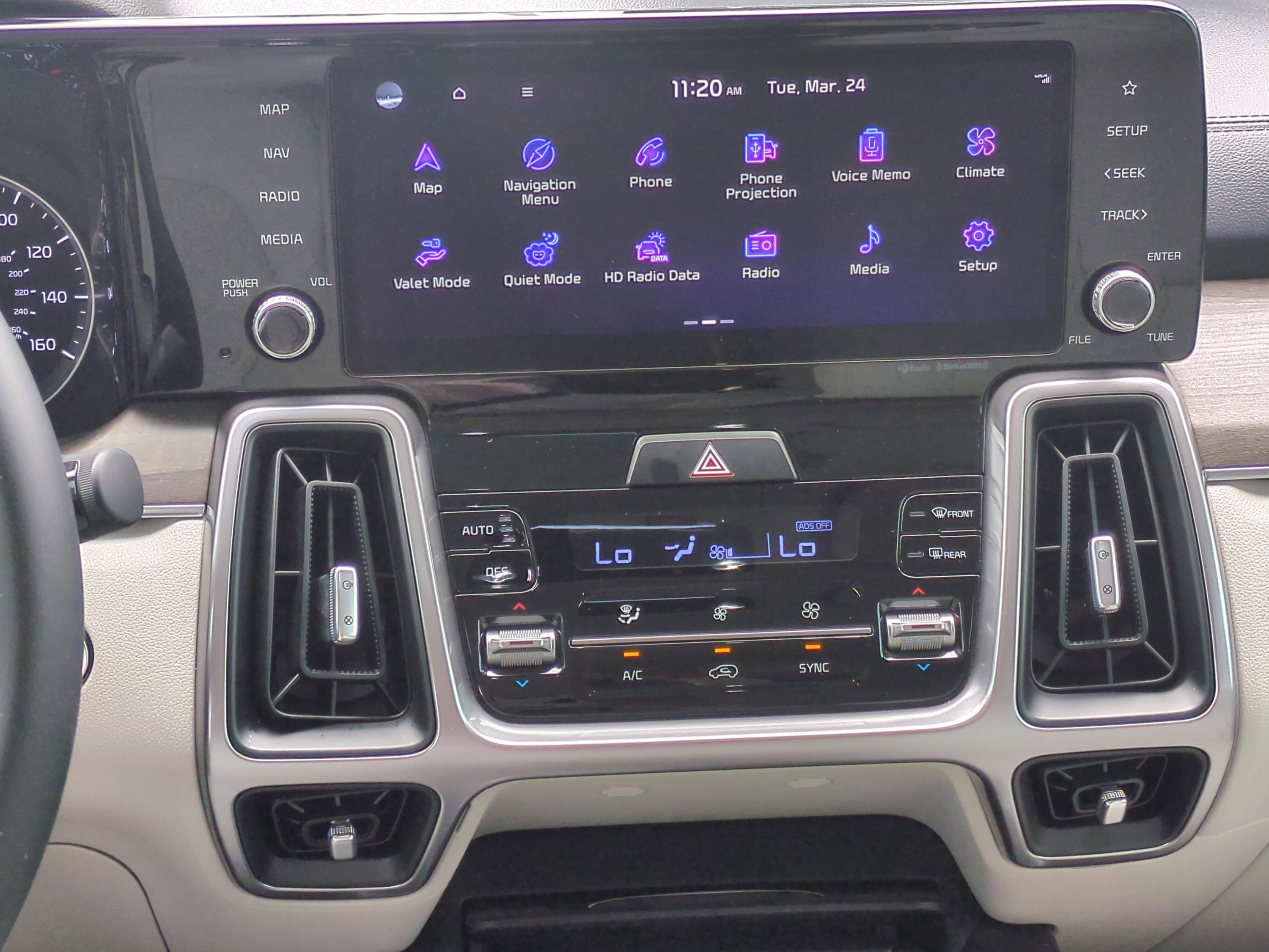 Certified 2023 Kia Sorento S w/ Panoramic Sunroof Package AWD/4WD image 18