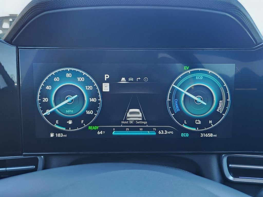 Certified 2024 Hyundai Elantra Limited image 16