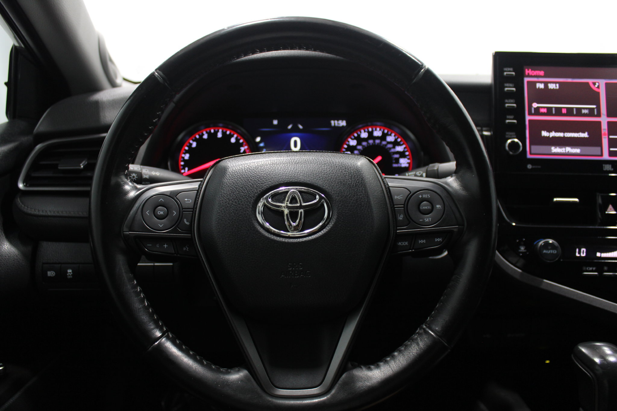 Used 2022 Toyota Camry XSE w/ Navigation Package FWD image 28