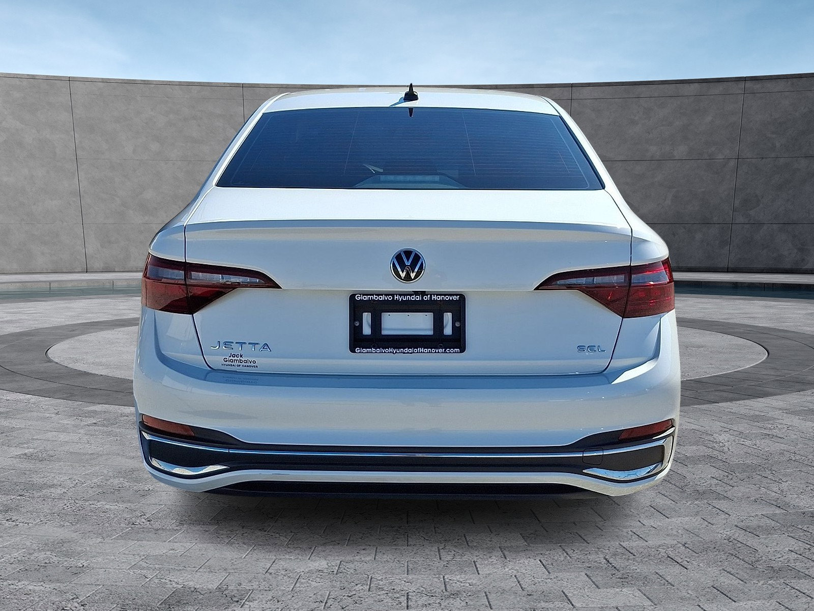 Used 2024 Volkswagen Jetta SEL FWD image 9