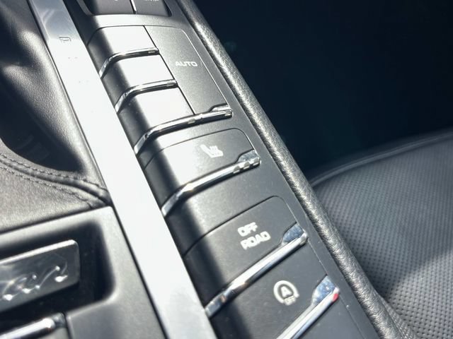 Used 2016 Porsche Macan S AWD/4WD image 36