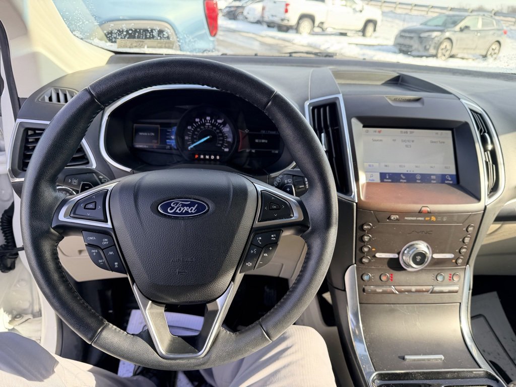 Used 2020 Ford Edge Titanium w/ Equipment Group 301A image 17