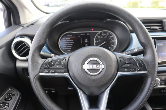 Used 2025 Nissan Versa SV FWD image 17