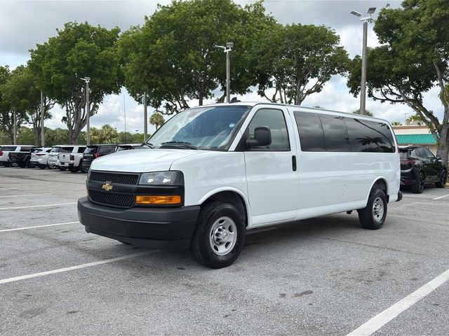 Used 2024 Chevrolet Express 3500 LS RWD image 3