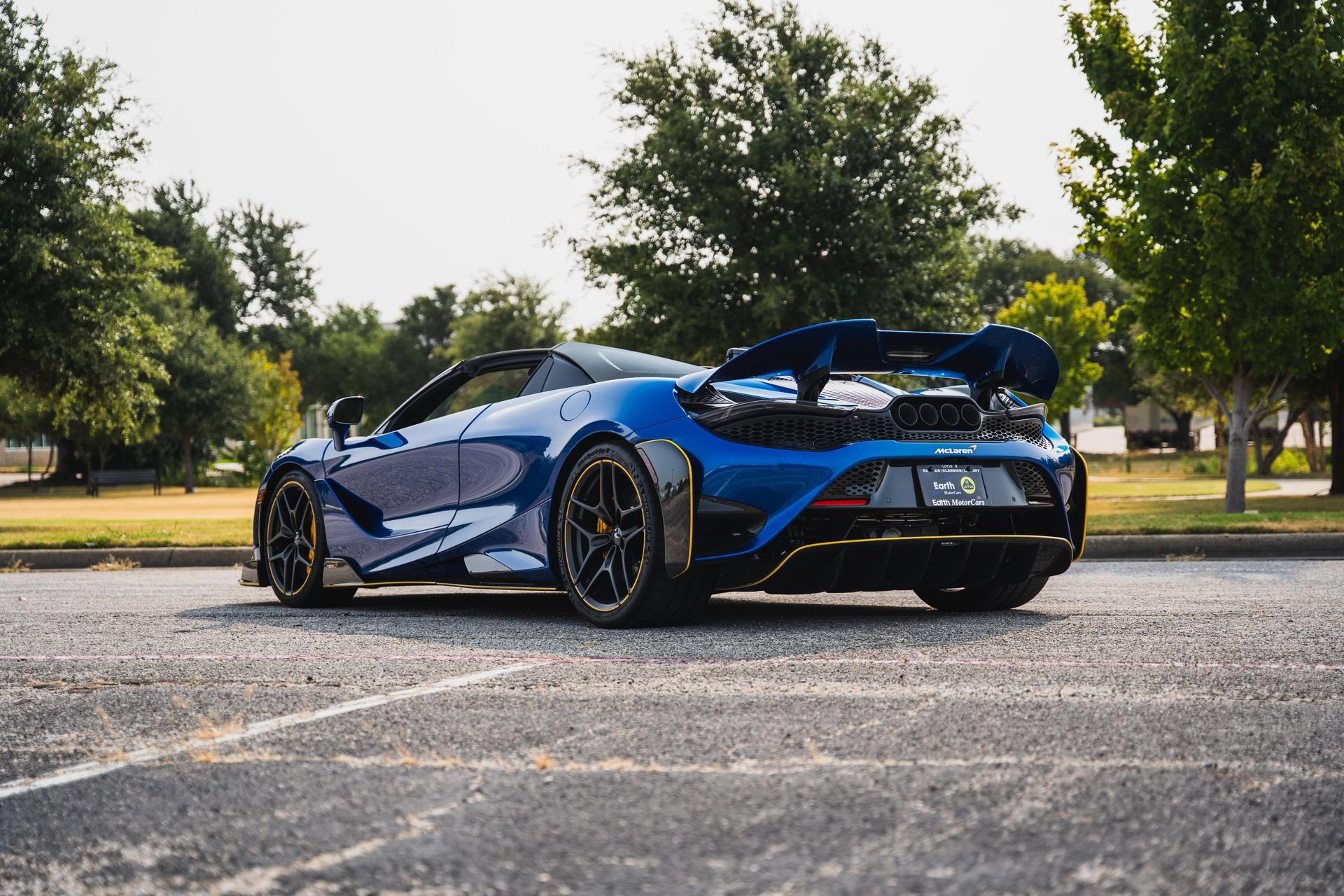 Used 2022 McLaren 765LT RWD image 29