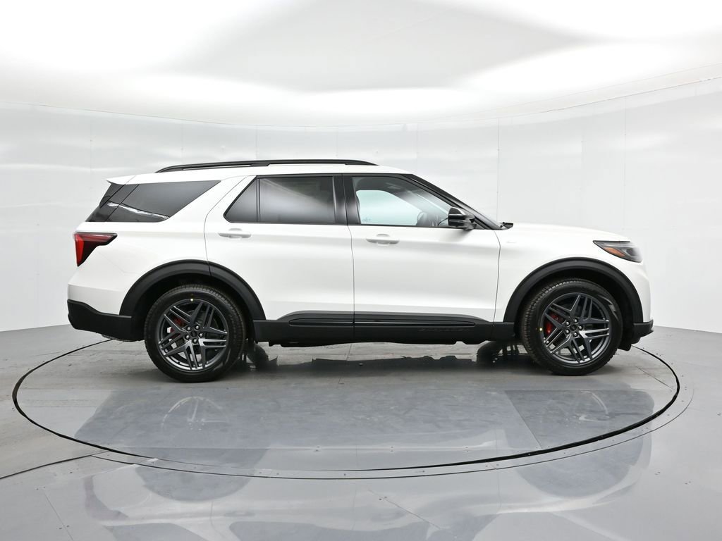 New 2025 Ford Explorer ST-Line w/ Premium Package image 31