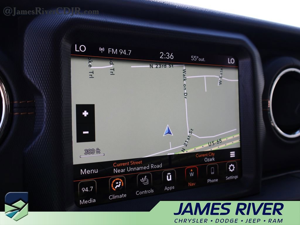Used 2023 Jeep Wrangler Altitude image 35