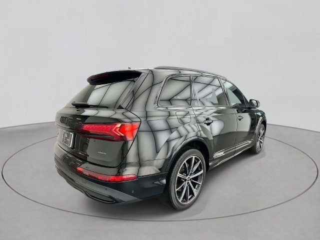 Certified 2024 Audi Q7 3.0T Premium Plus AWD/4WD image 4