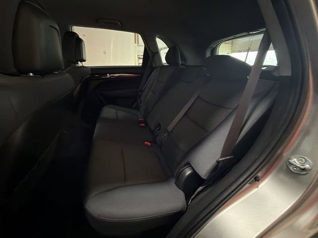 Used 2012 Kia Sorento LX image 21