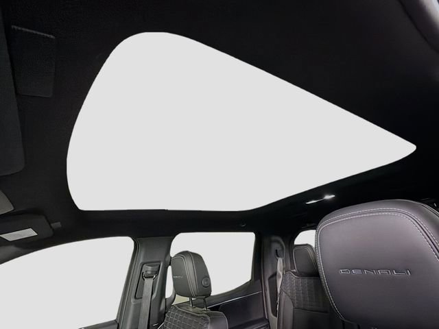 Used 2025 GMC Sierra EV Denali AWD/4WD image 14