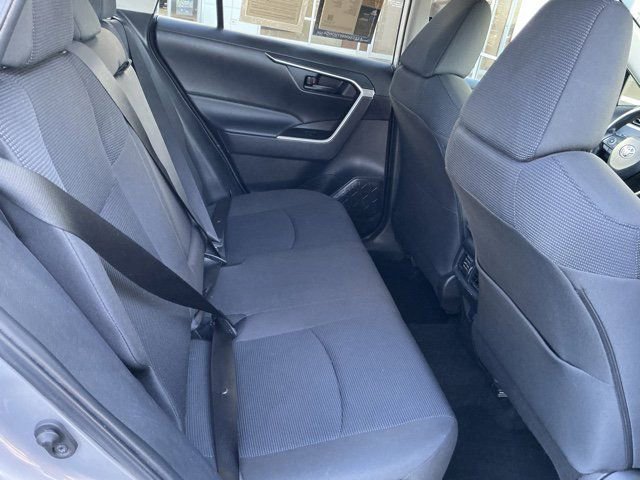 Used 2024 Toyota RAV4 LE image 18