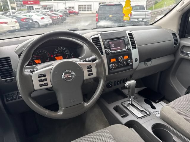 Used 2018 Nissan Frontier SV w/ Value Truck Package AWD/4WD image 12