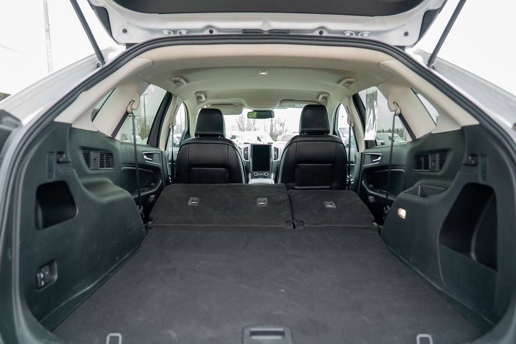 Used 2022 Ford Edge SEL AWD/4WD image 13