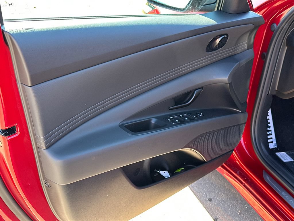 New 2026 Hyundai Elantra Sport FWD image 11