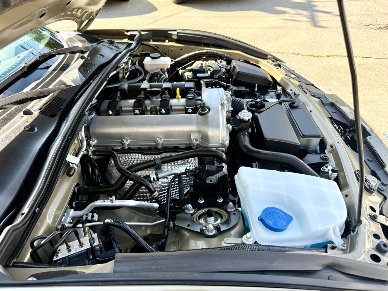 Used 2023 MAZDA MX-5 Miata Club image 31