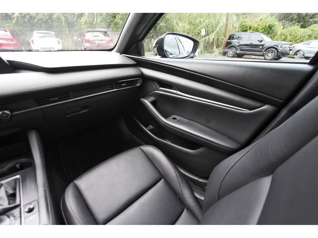 Used 2021 MAZDA MAZDA3 s FWD image 9