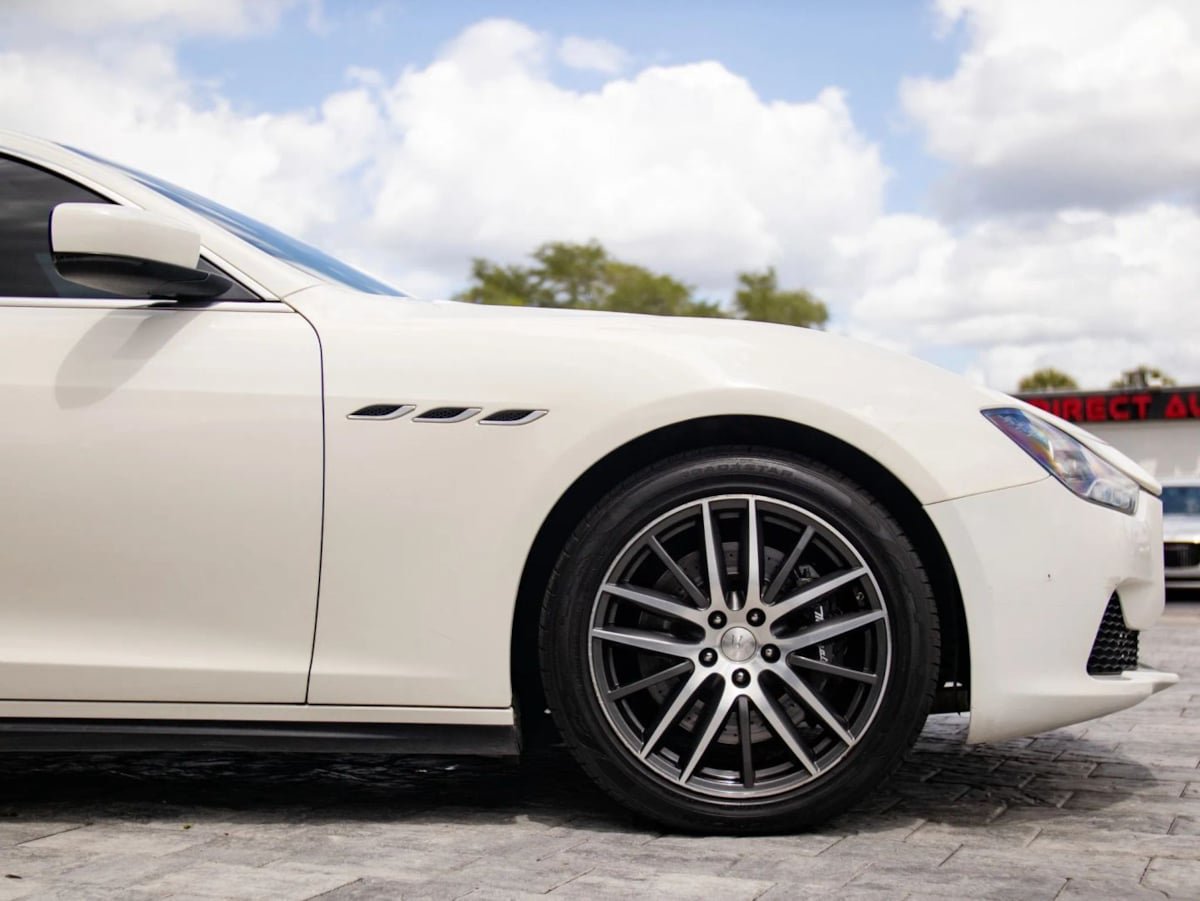 Used 2014 Maserati Ghibli S Q4 AWD/4WD image 19