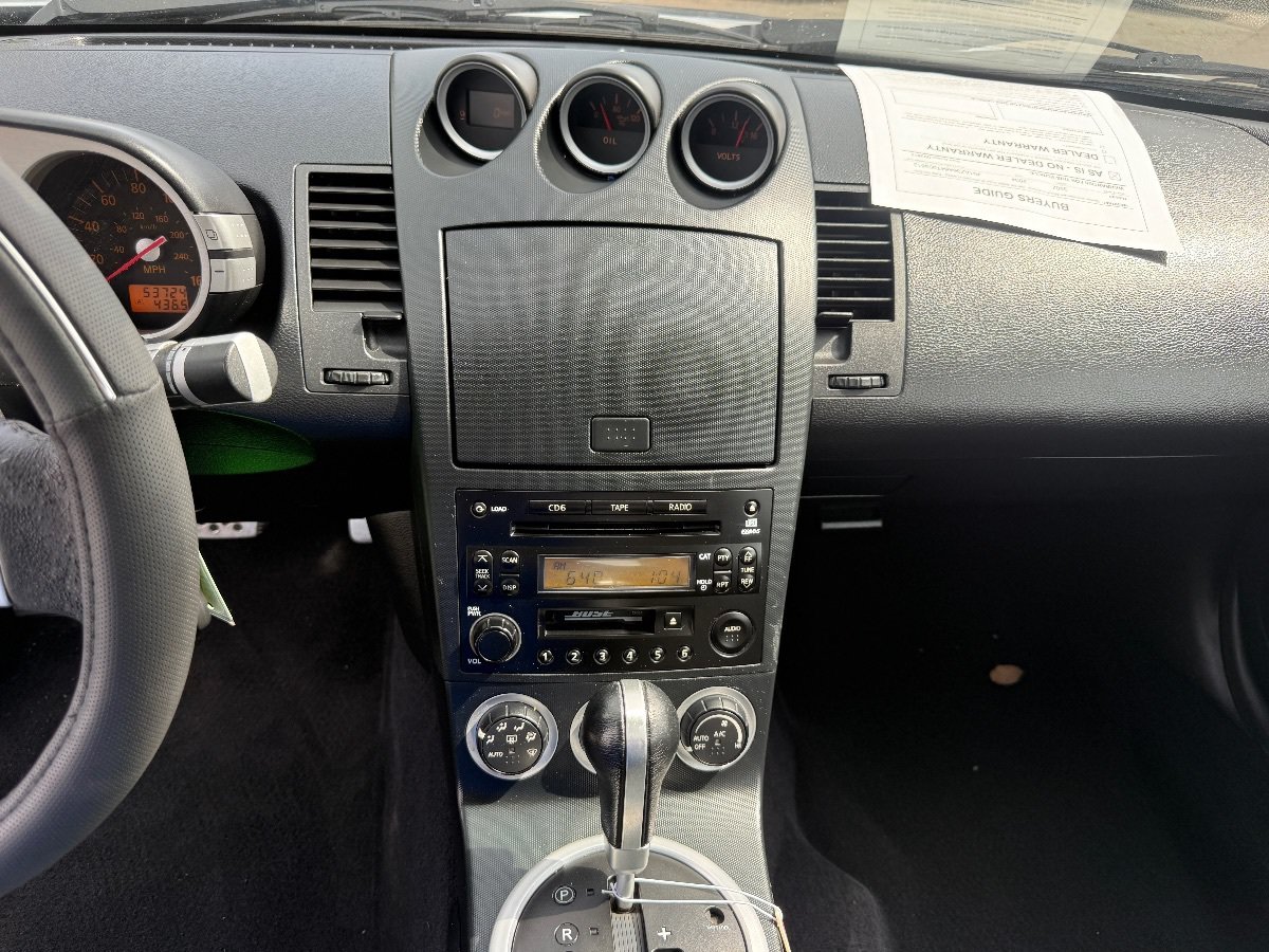 Used 2004 Nissan 350Z Touring RWD image 20