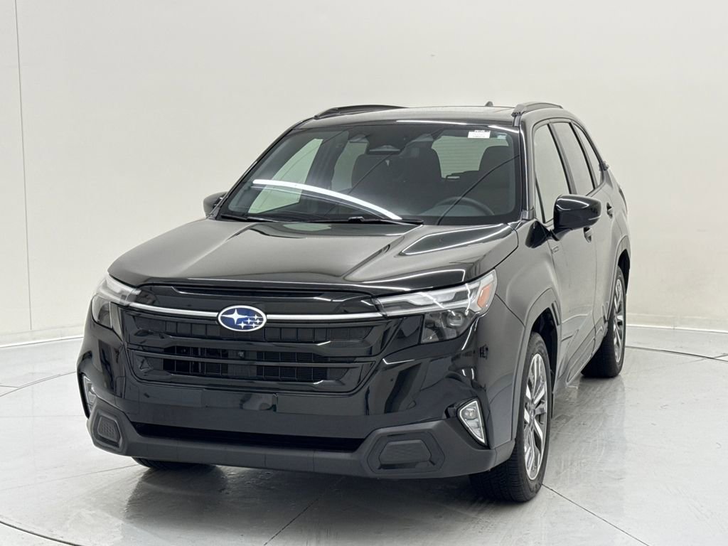 Used 2025 Subaru Forester Touring w/ Touring Package image 1
