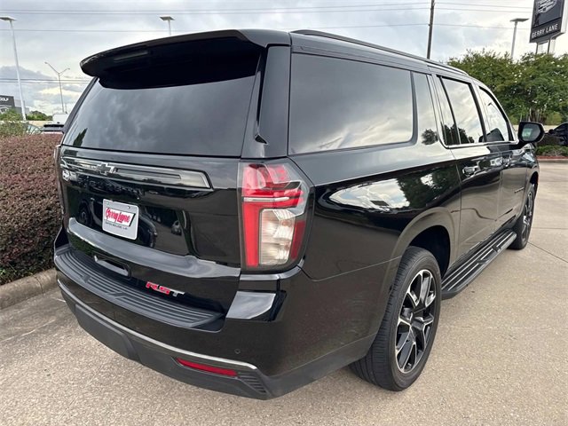 Used 2021 Chevrolet Suburban RST image 5