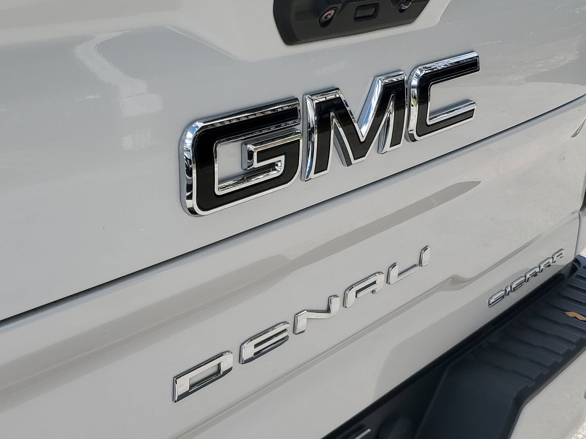 Used 2021 GMC Sierra 2500 Denali w/ Denali Ultimate Package AWD/4WD image 6