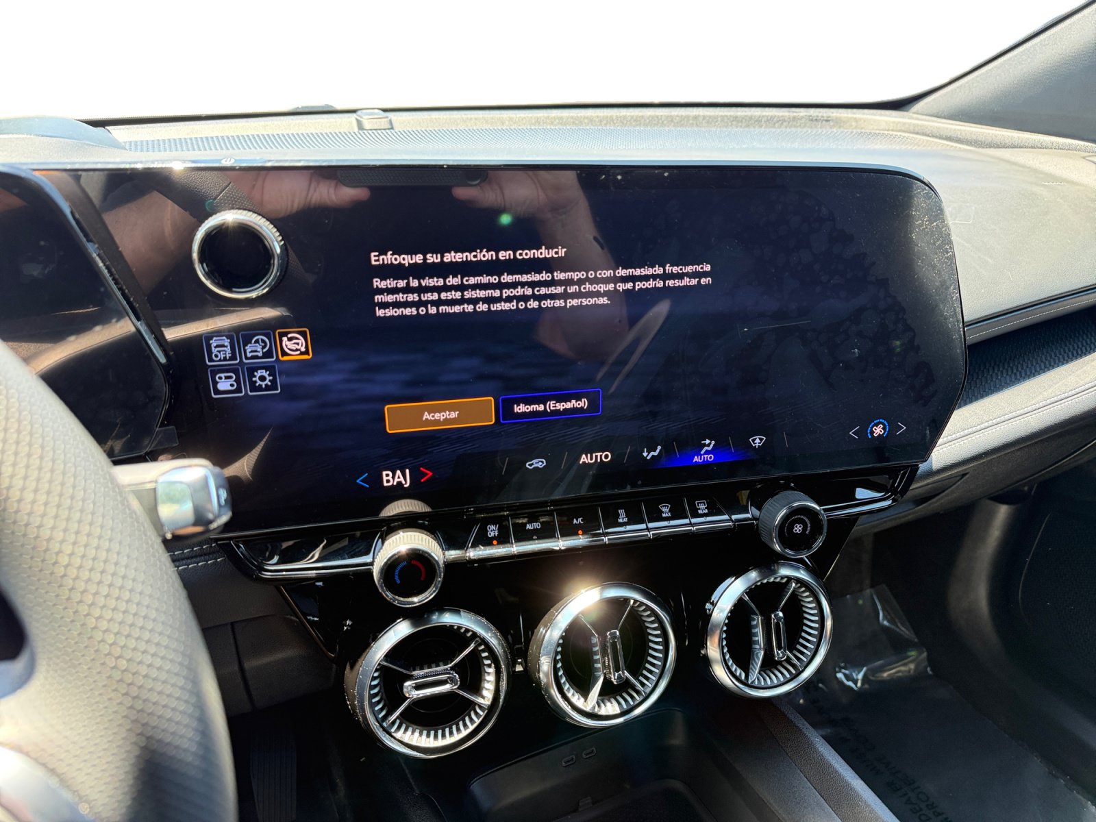 Used 2025 Chevrolet Blazer EV LT FWD image 12