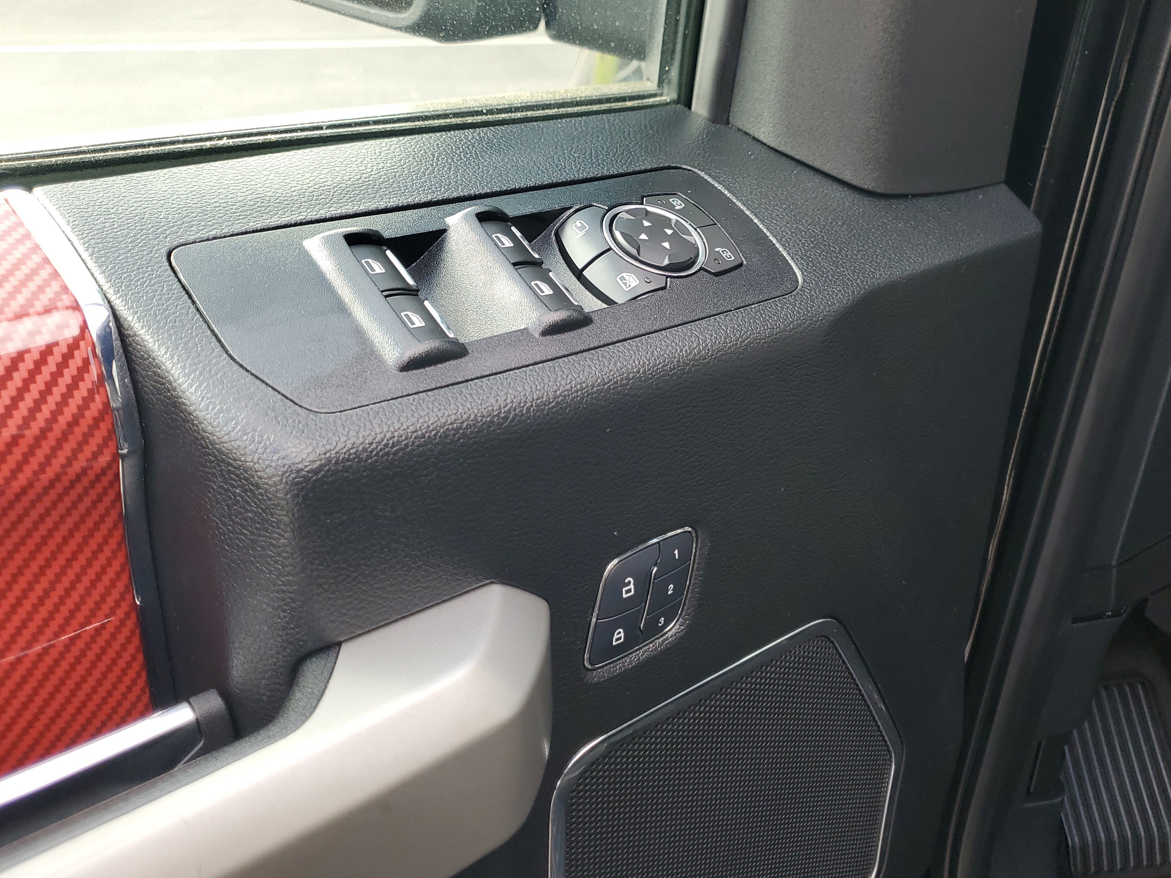 Used 2018 Ford F150 Lariat w/ Equipment Group 502A Luxury image 20