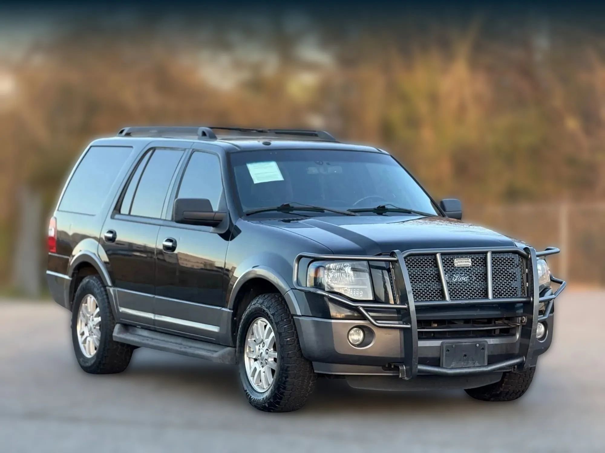 Used 2012 Ford Expedition XLT image 1