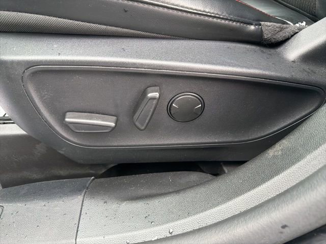 Used 2025 Ford Escape ST-Line image 12