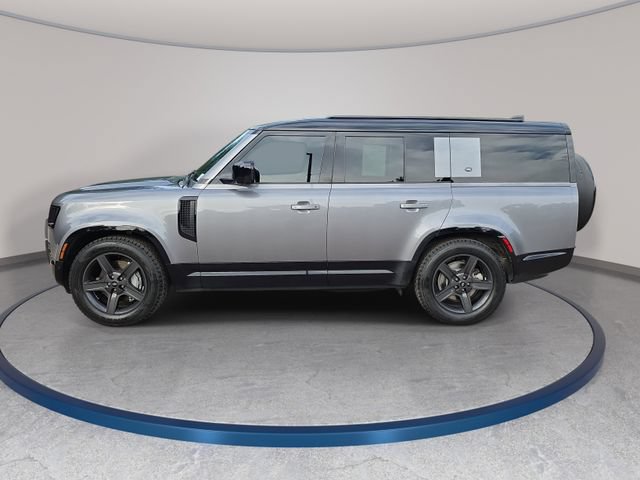 Certified 2023 Land Rover Defender 130 X-Dynamic SE AWD/4WD image 9