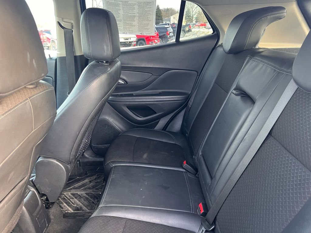 Used 2021 Buick Encore Preferred image 10