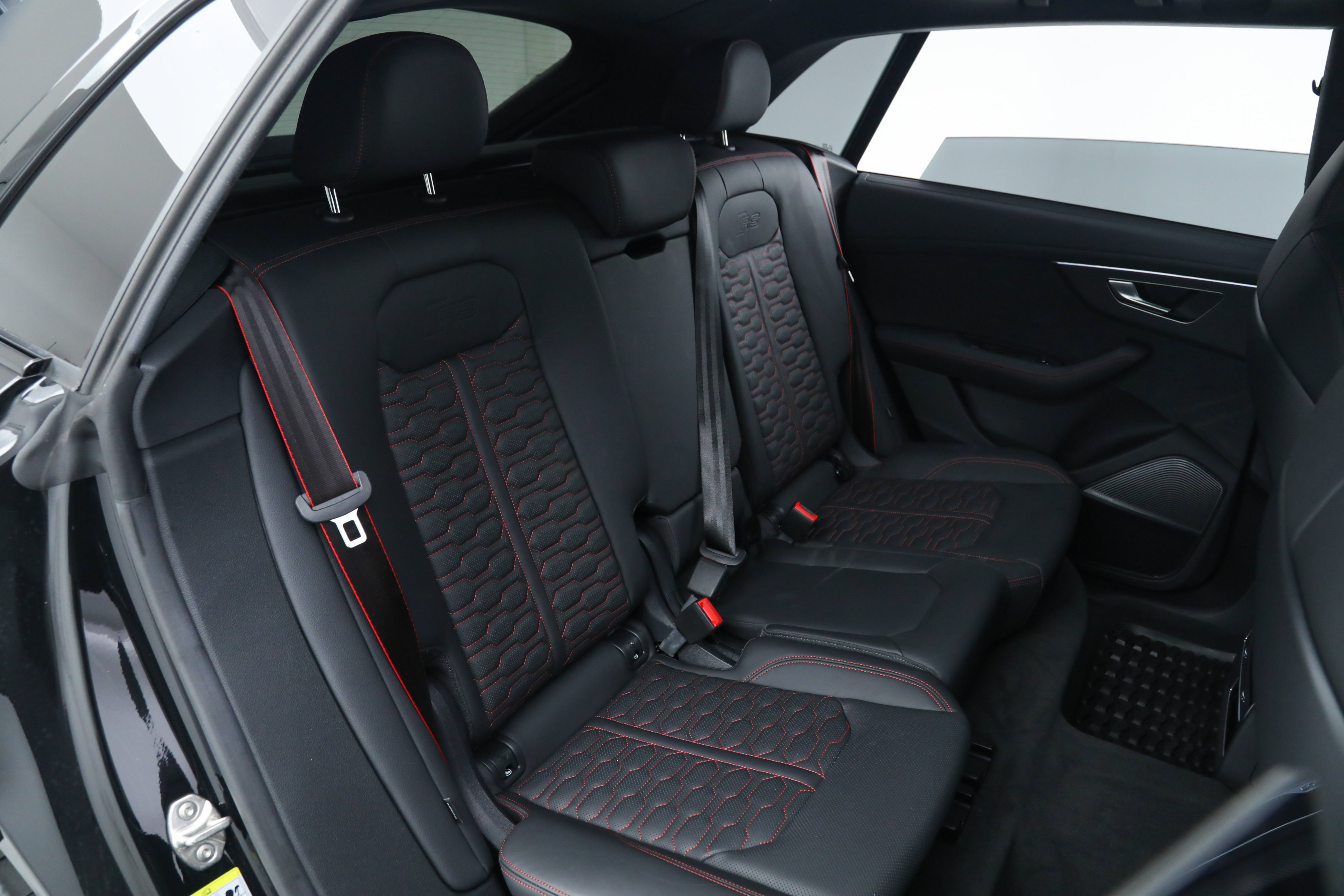 Used 2024 Audi RS Q8 AWD/4WD image 23