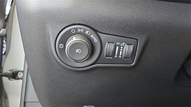 Used 2022 Jeep Compass Latitude image 26