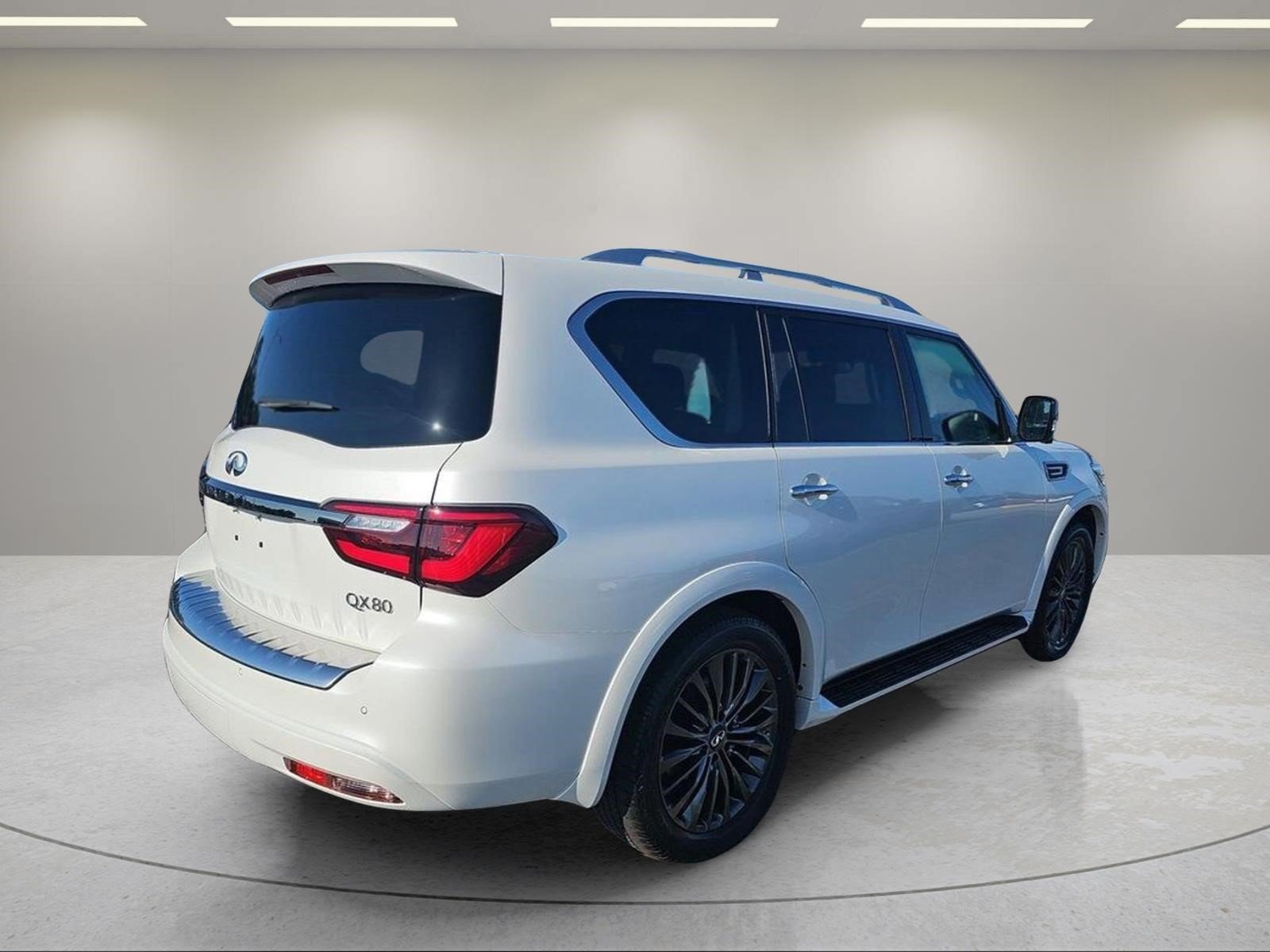 Used 2023 INFINITI QX80 Premium Select w/ Cargo Package RWD image 4
