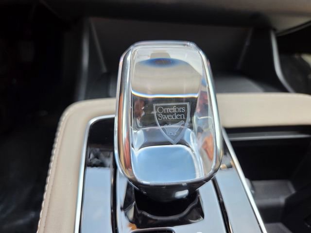 New 2026 Volvo XC90 B6 Plus w/ Protection Package Premier AWD/4WD image 35