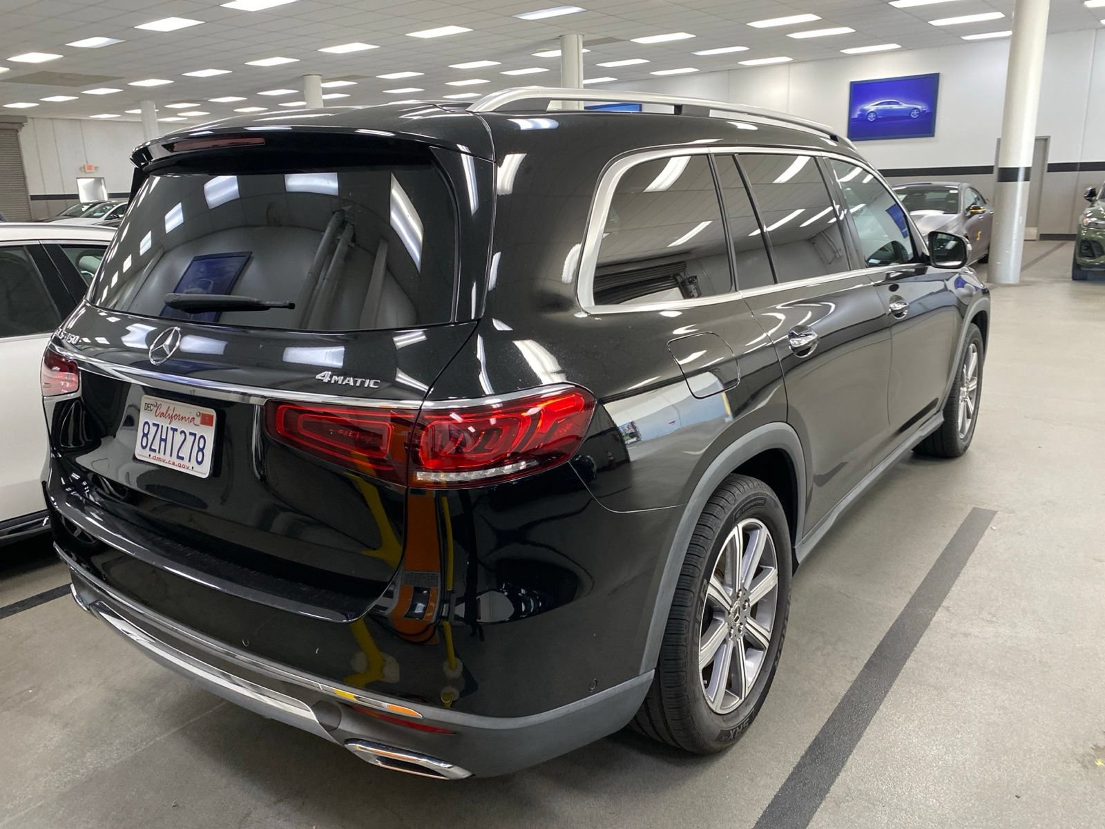 Used 2022 Mercedes-Benz GLS 450 4MATIC image 4