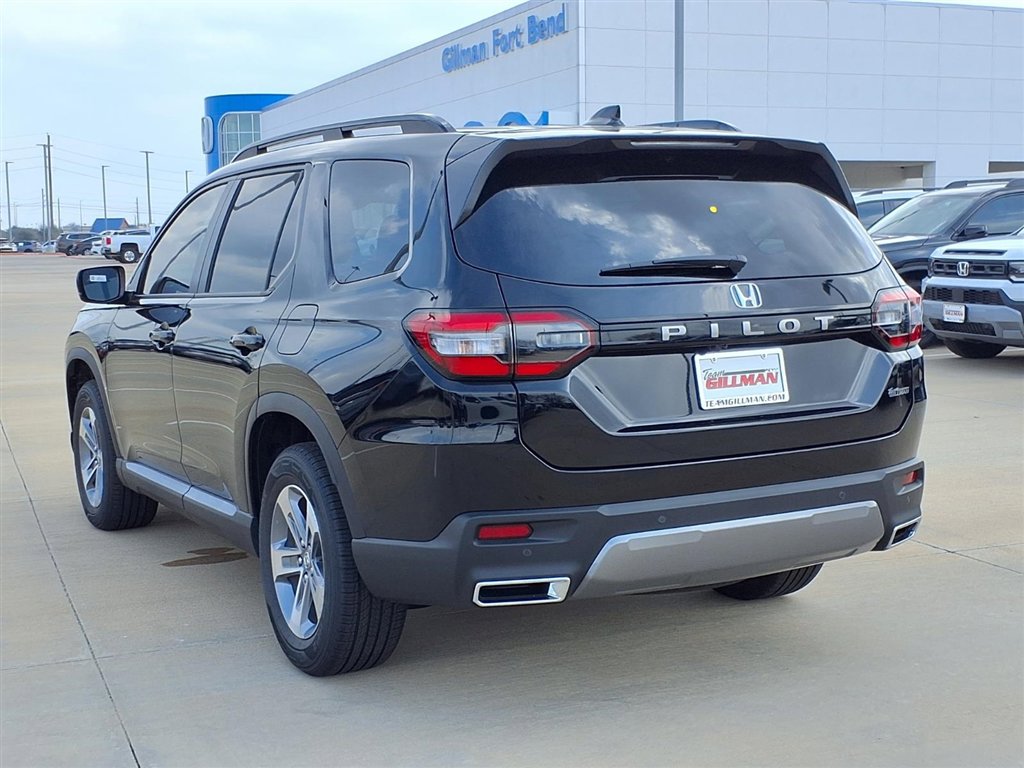 New 2026 Honda Pilot EX-L image 2