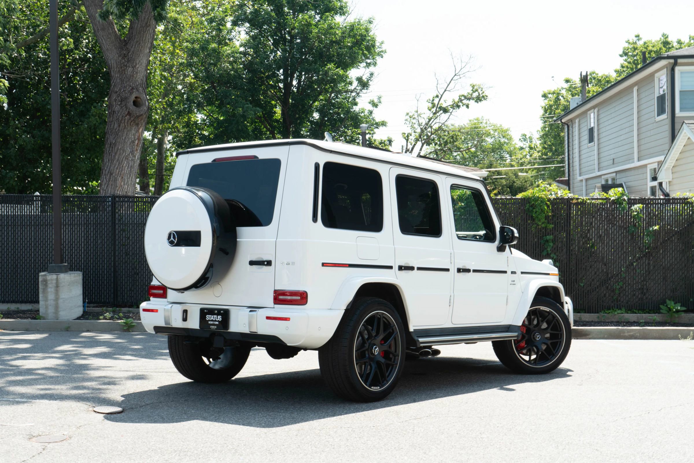 Used 2021 Mercedes-Benz G 63 AMG 4MATIC w/ G Manufaktur Interior Package image 19